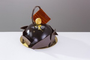 Dome Chocolat et au Praline Feuillete